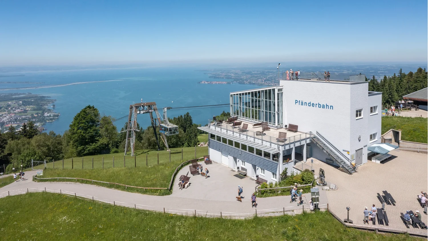 Pfänderbahn mit Bodenseepanorama