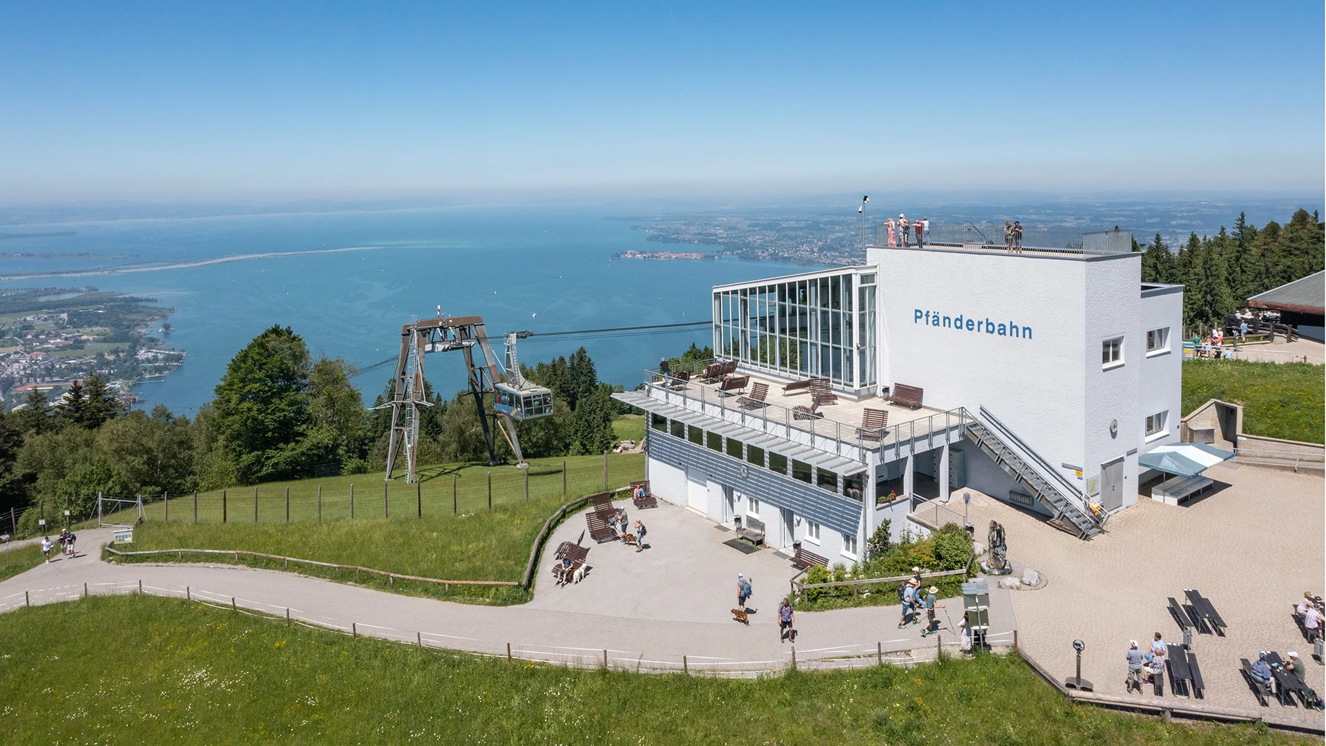 Pfänderbahn mit Bodenseepanorama